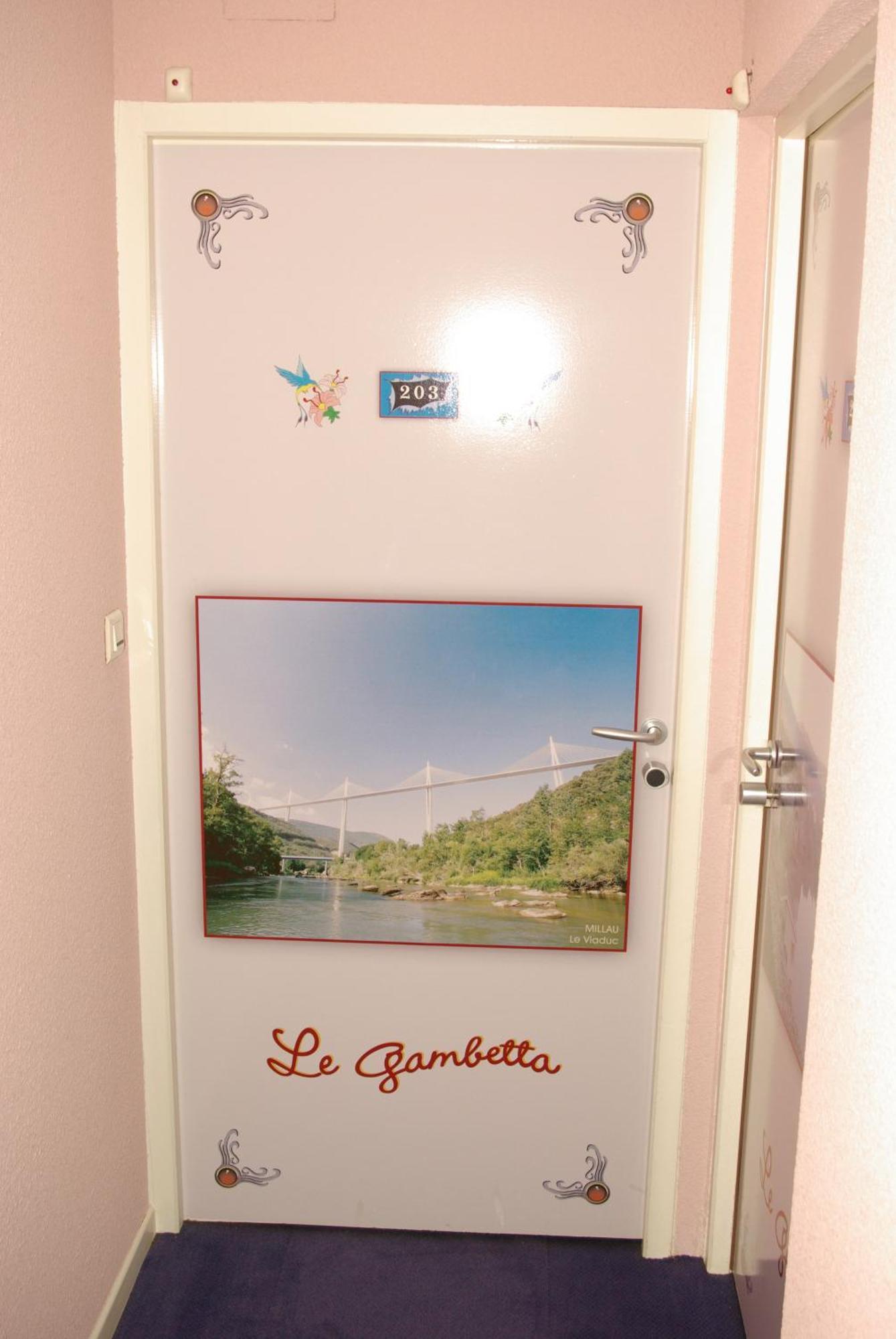 Hotel Le Gambetta Carmaux Zewnętrze zdjęcie