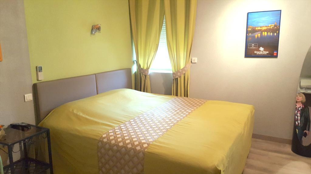 Hotel Le Gambetta Carmaux Zewnętrze zdjęcie