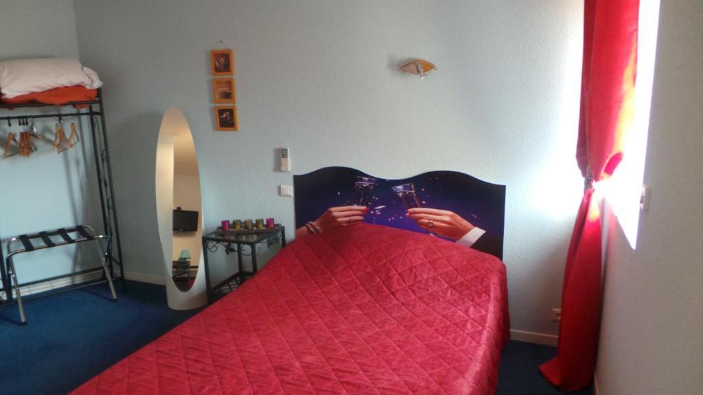 Hotel Le Gambetta Carmaux Zewnętrze zdjęcie