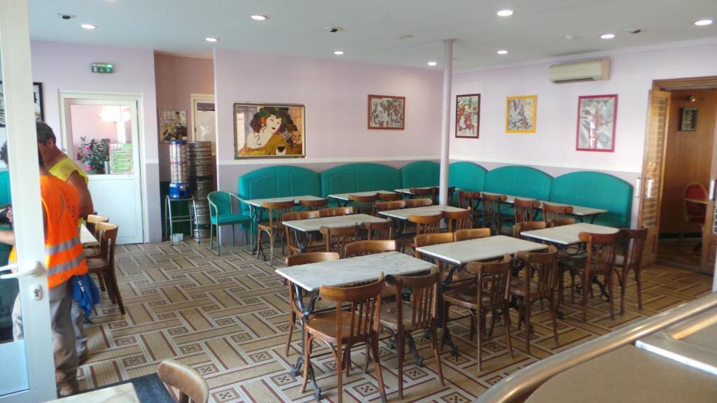 Hotel Le Gambetta Carmaux Zewnętrze zdjęcie